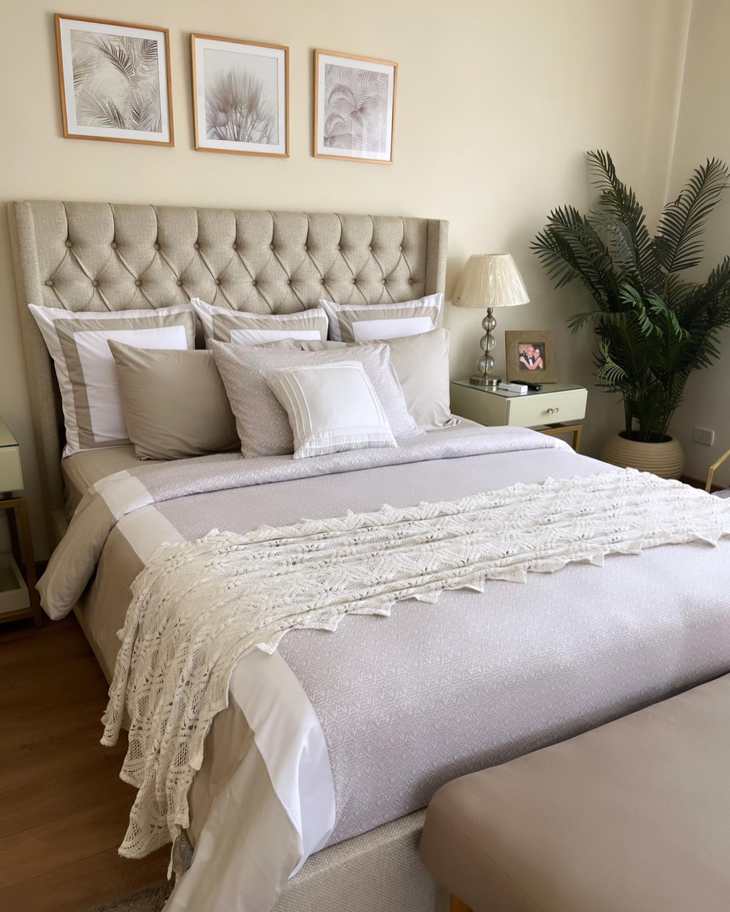One Side Zigzag Prints | 30 CM HIGH (300 THREAD COUNT)