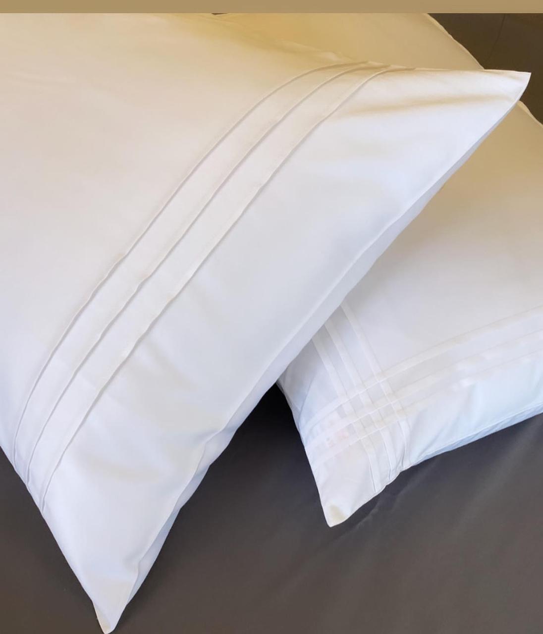 Flat sheet set | One Side Pleats | 30 CM HIGH (300 THREAD COUNT)