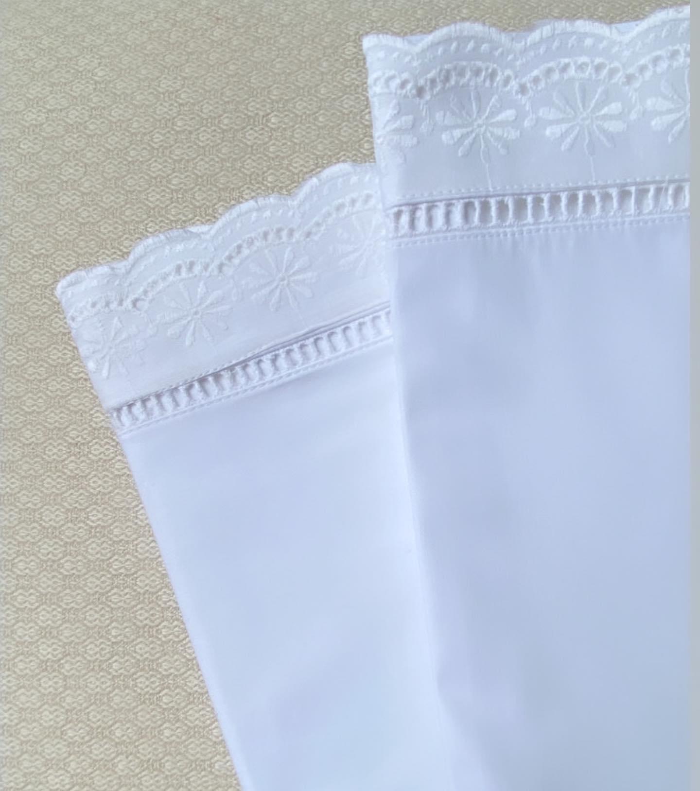 Flat sheet set | Lace Ends | 30 CM HIGH (300 THREAD COUNT)