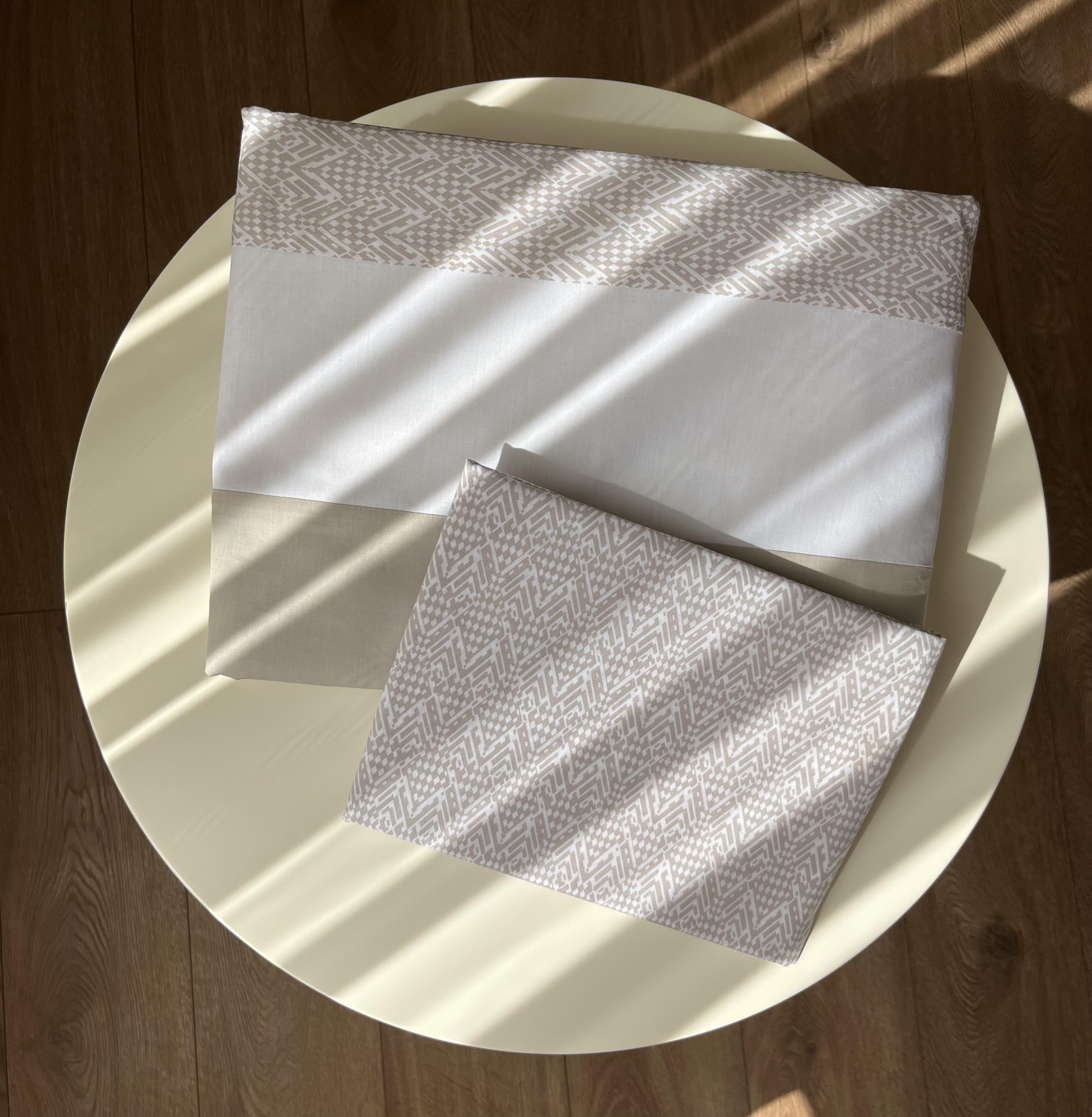 Zigzag Ends Silver Flat Sheet | 30 CM HIGH (300 THREAD COUNT)